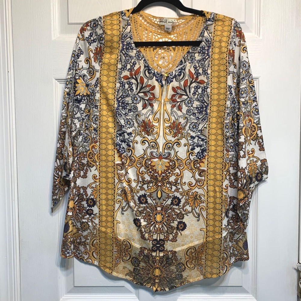 World Unity Medallion Print Top Medium Mustard Yellow Crochet Lace Boho Paisley